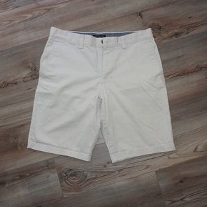 Banana Republic Khaki Shorts, men’s size 32